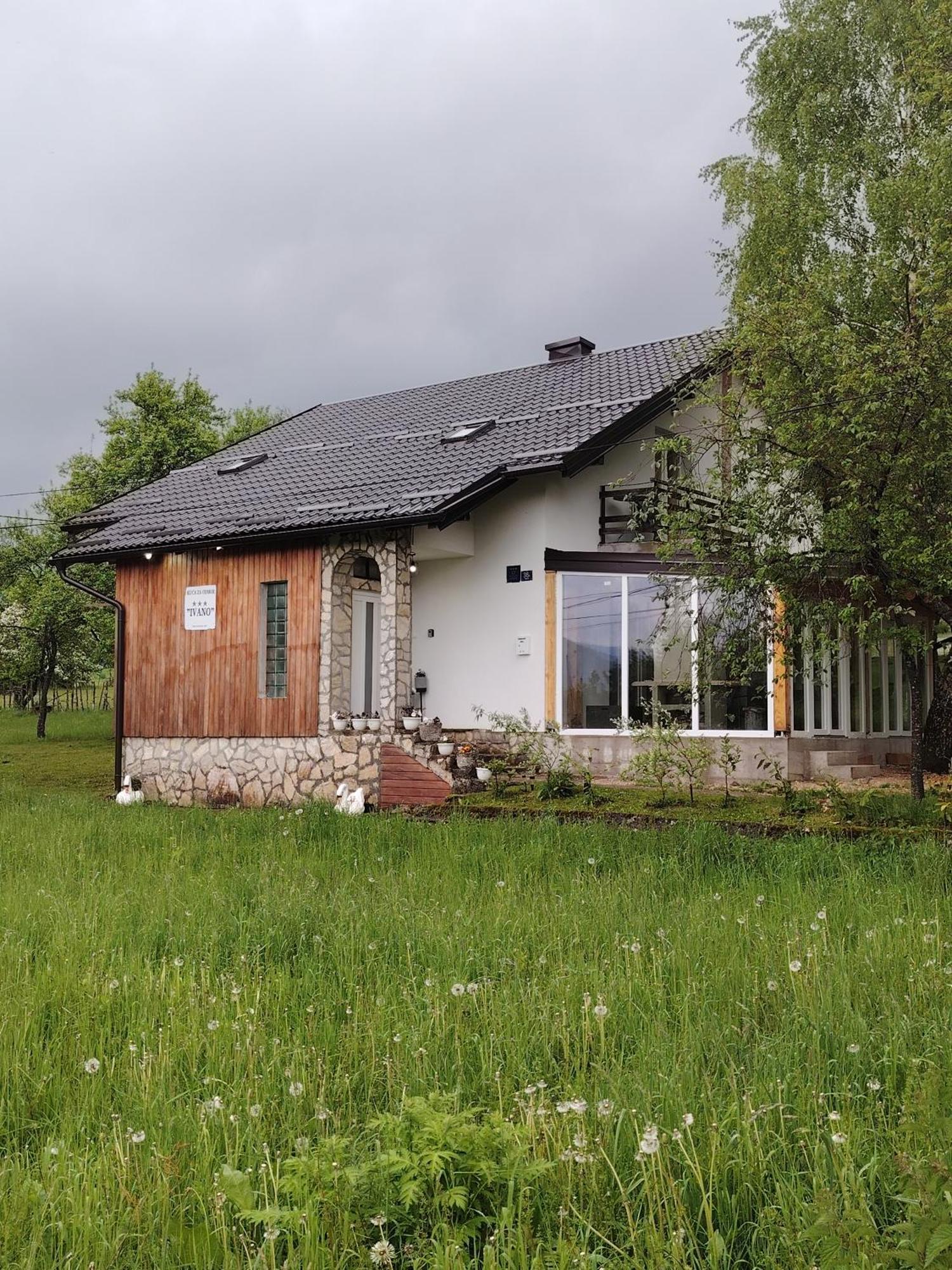 Holiday Home Ivano Korenica Exterior photo